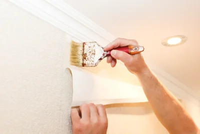 Pose de papier peint à Chazeaux — revêtements muraux et toiles de verre